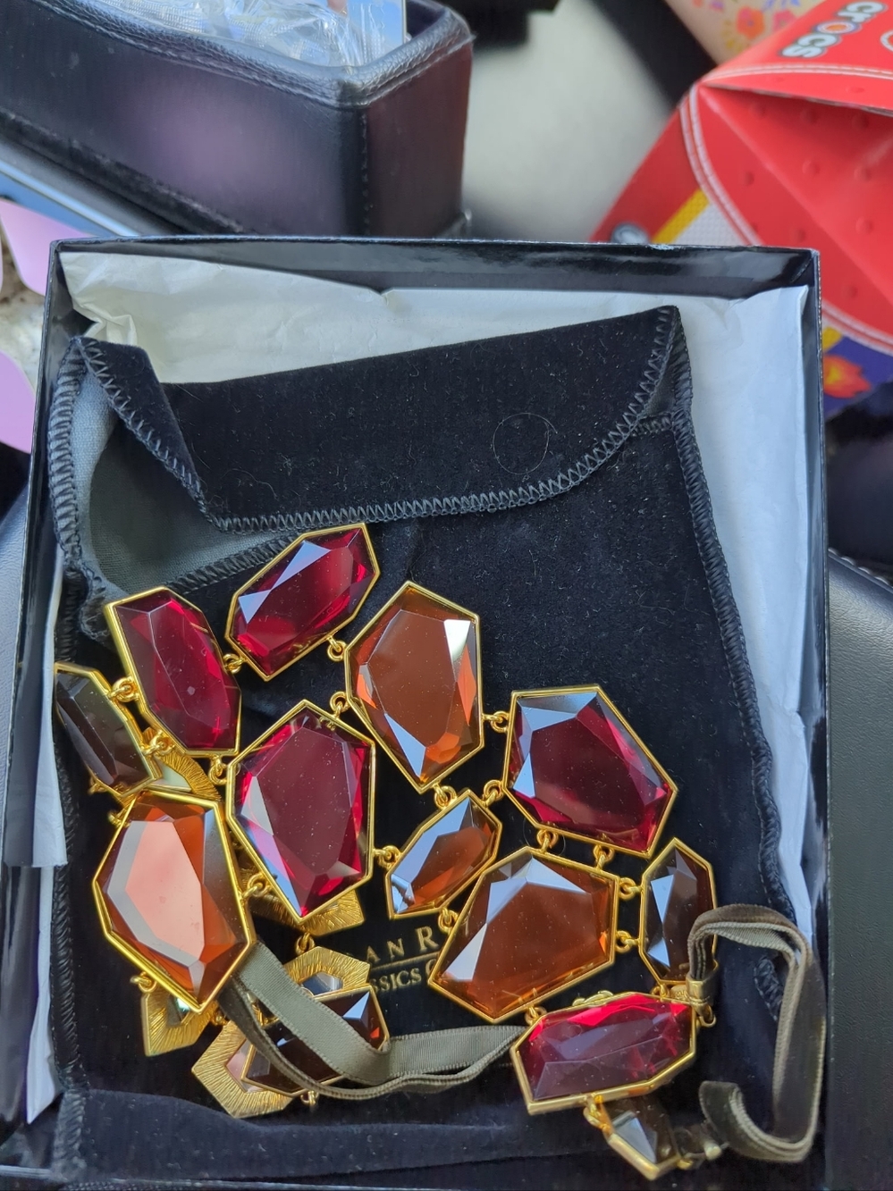 NWB vintage Joan Rivers Classic Collection Statement Necklace